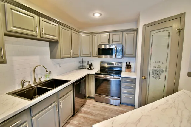 $375,000 | 605 Gumtree Street East, St. Joseph, MN 56374