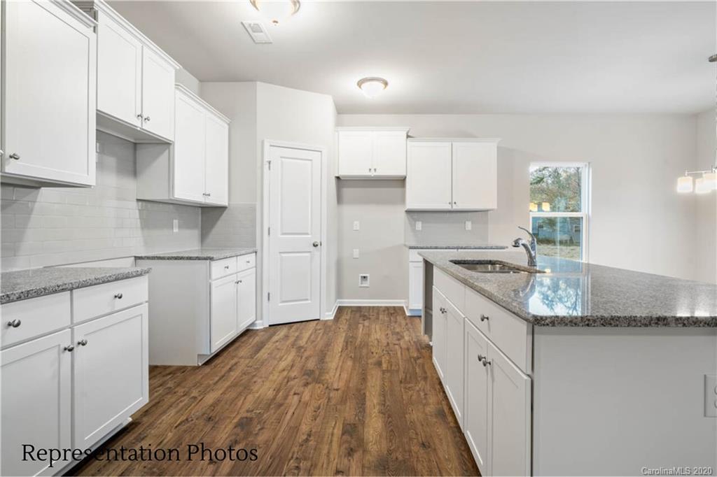 228 Lawrence Gray Road, Unit 1 Charlotte, NC 28262 - Photo 9 of 16 Gallery Image 9