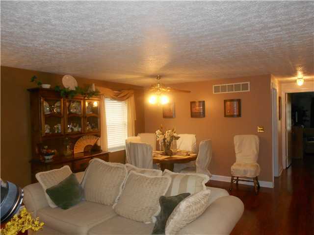 394 South Twp Road Pataskala, OH 43062 - Photo 6 of 16