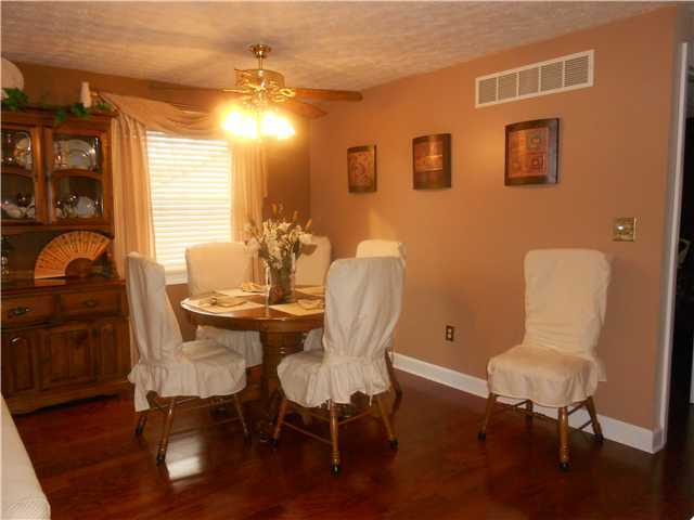 394 South Twp Road Pataskala, OH 43062 - Photo 7 of 16