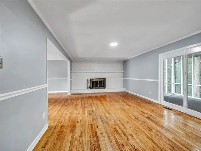 a view of entryway door