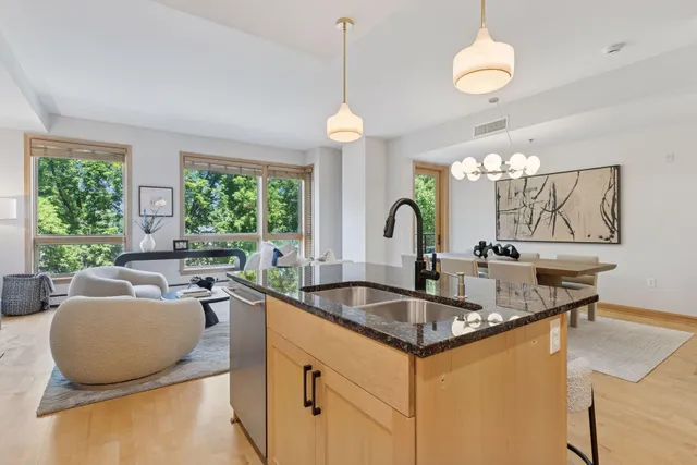 $550,000 | 4201 Sunset Drive, Unit N213, Spring Park, MN 55384