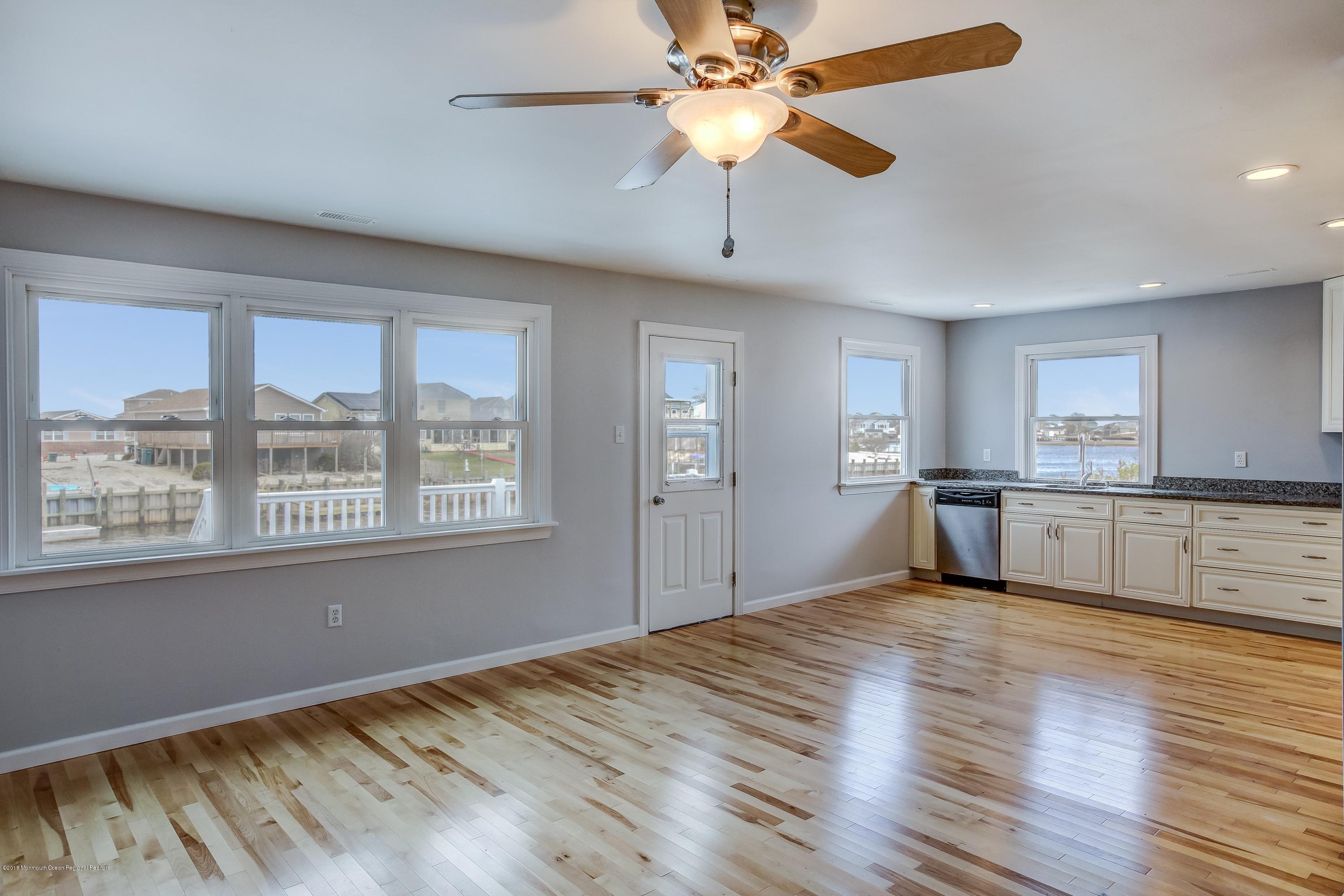 13 Ramapo Road Little Egg Harbor, NJ 08087 - Photo 9 of 37 009_48630184
