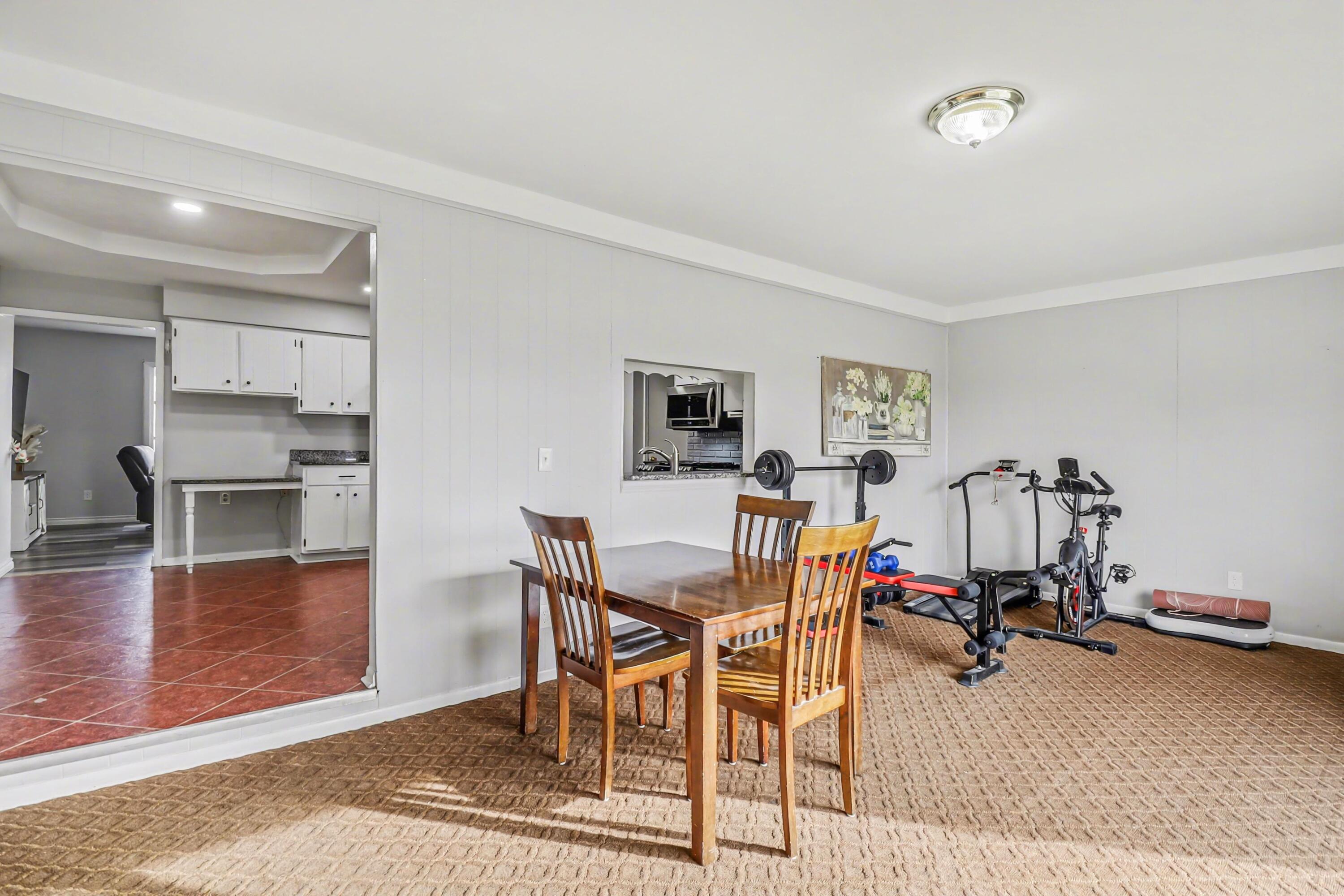 11329 Crowe Road Milan, MI 48160 - Photo 16 of 45 016_file_3473