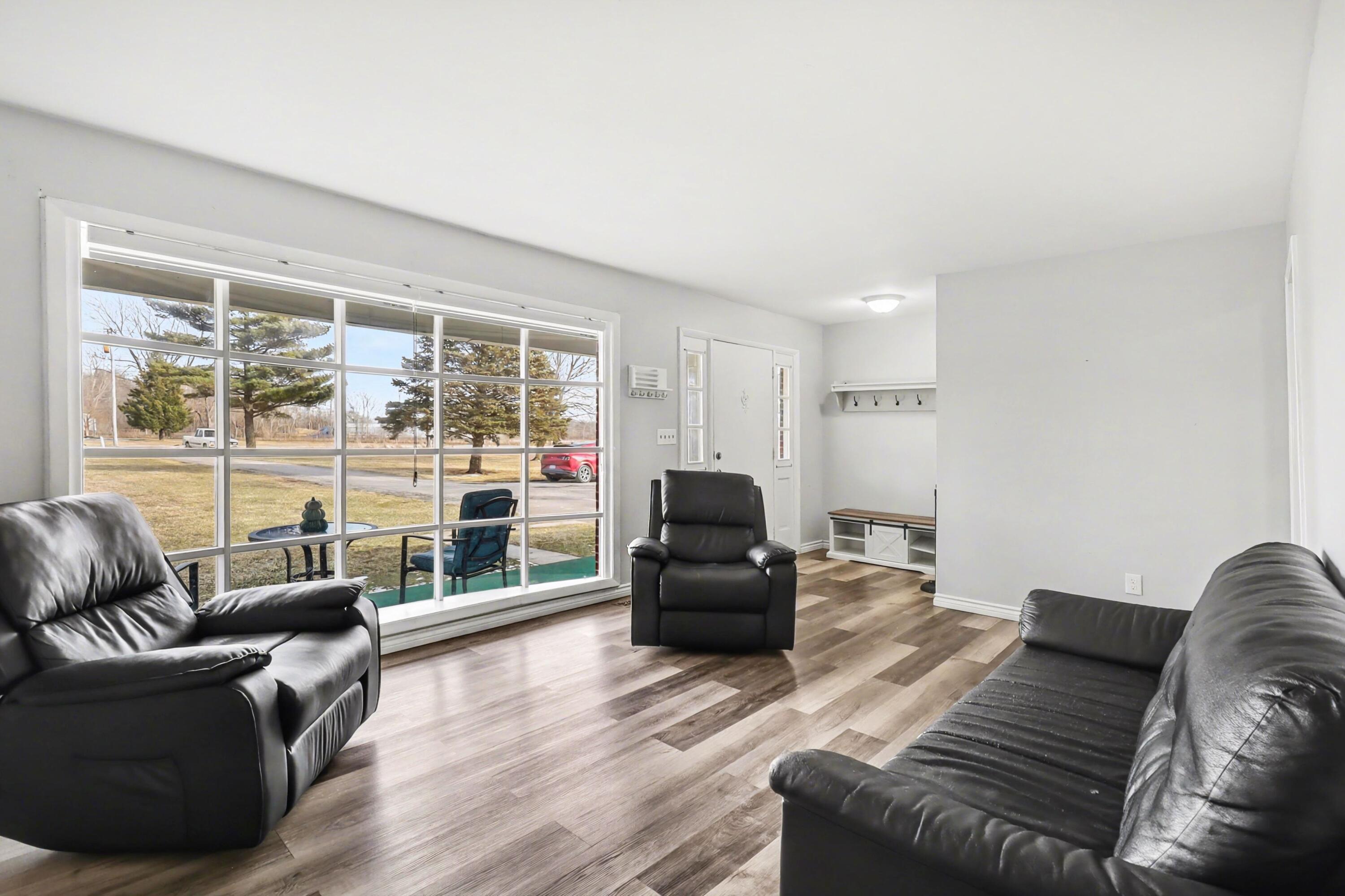 11329 Crowe Road Milan, MI 48160 - Photo 6 of 45 007_file_6977