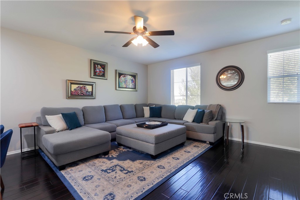 47 Aliso Ridge Loop Mission Viejo, CA 92691 - Photo 16 of 42 Family room