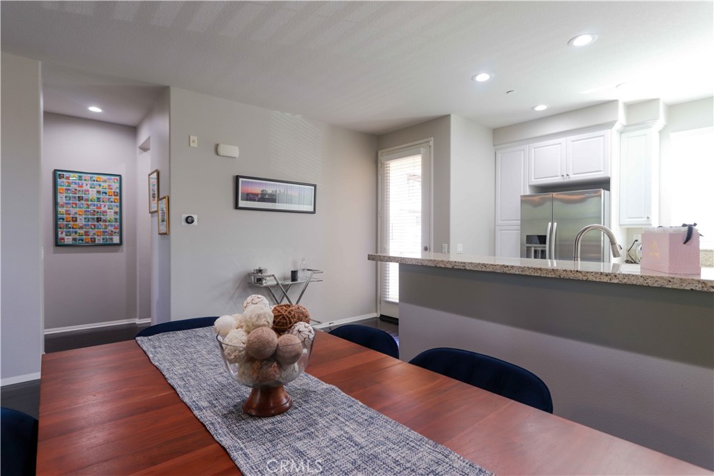 47 Aliso Ridge Loop Mission Viejo, CA 92691 - Photo 18 of 42 Open dining area