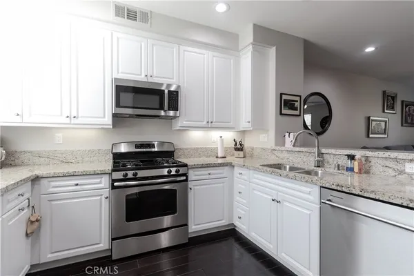 $925,000 | 47 Aliso Ridge Loop, Mission Viejo, CA 92691