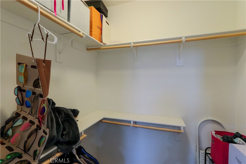 47 Aliso Ridge Loop Mission Viejo, CA 92691 - Photo 31 of 42 Walk in closet
