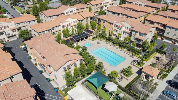 $925,000 | 47 Aliso Ridge Loop, Mission Viejo, CA 92691