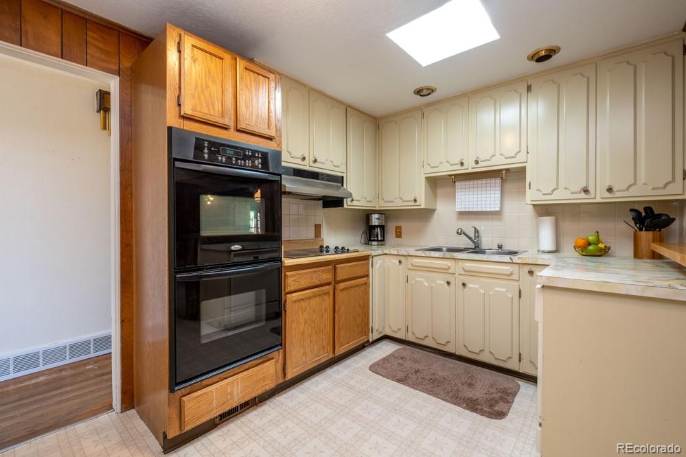 4591 Pierce Street Wheat Ridge, CO 80033 - Photo 9 of 25