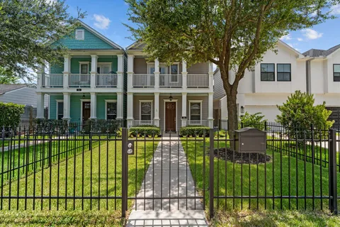 $699,000 | 516 West 24th Street, Houston, TX 77008