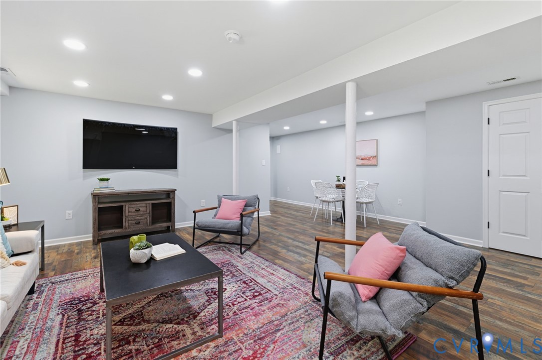 310 Stratton Street Crewe, VA 23930 - Photo 17 of 25 a living room with furniture and a flat screen tv