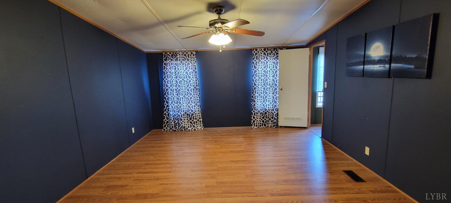 1015 Spring Mill Road Concord, VA 24538 - Photo 14 of 54 a view of entryway