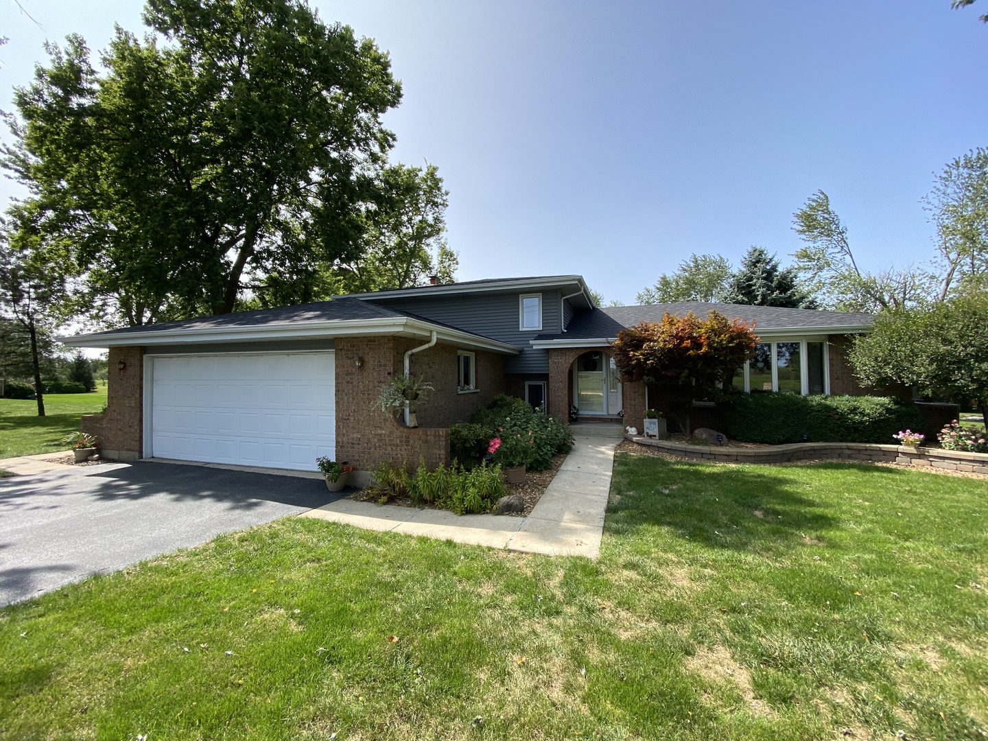 21734 Wolf Road Mokena, IL 60448 - Photo 2 of 31