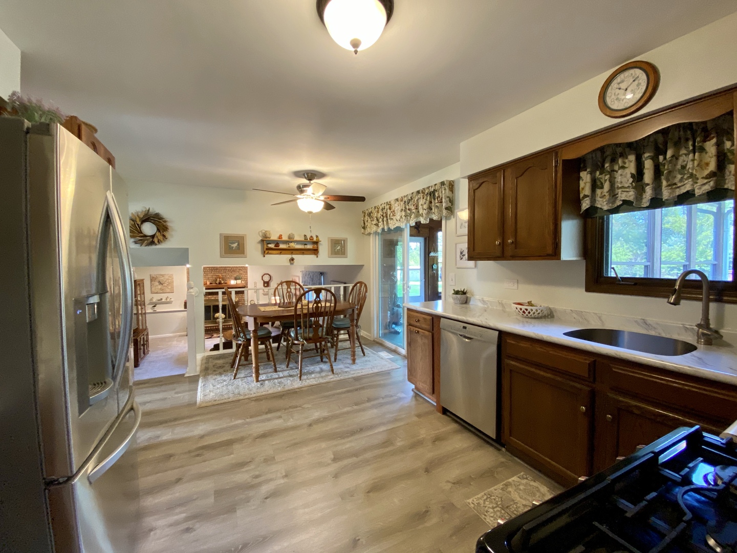 21734 Wolf Road Mokena, IL 60448 - Photo 4 of 31
