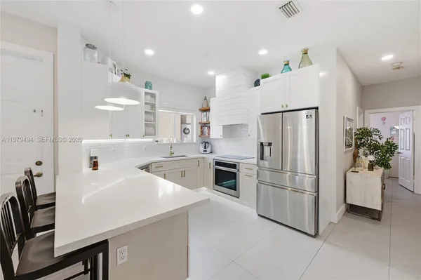 $3,300 | 1166 Southwest 158th Way, Unit 46, Pembroke Pines, FL 33027