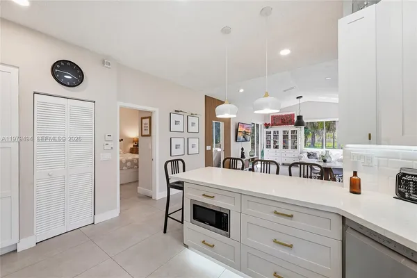 $3,300 | 1166 Southwest 158th Way, Unit 46, Pembroke Pines, FL 33027