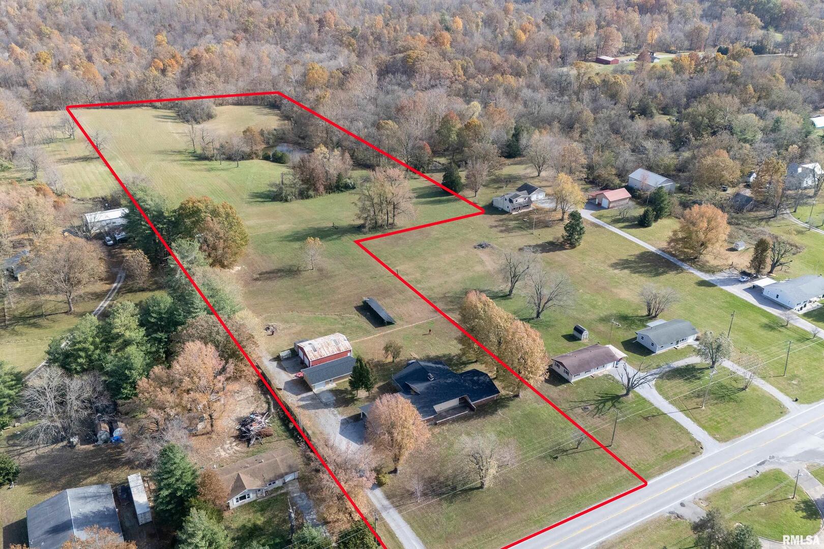 9784 Highway 127 Murphysboro, IL 62966 - Photo 4 of 60