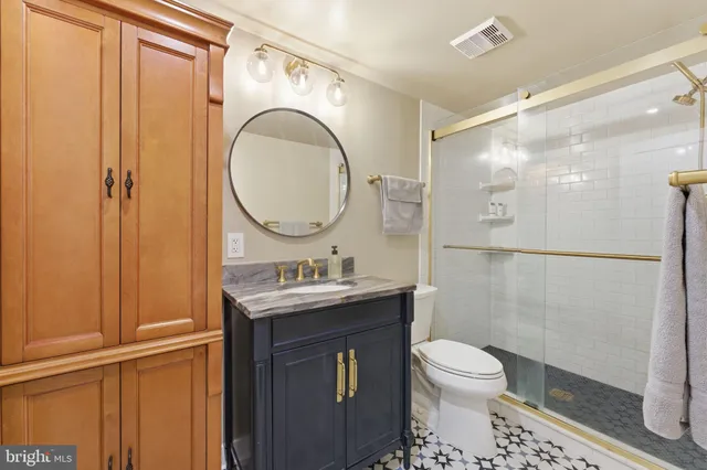 a view of sign board with yard