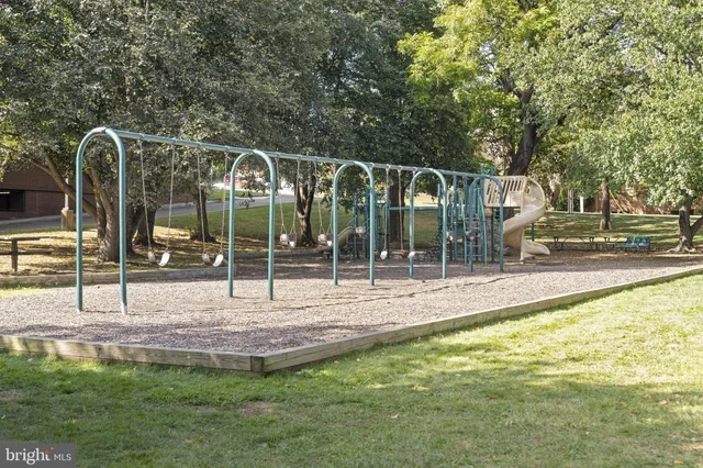 $670,000 | 10802 Stella Court, Kensington, MD 20895