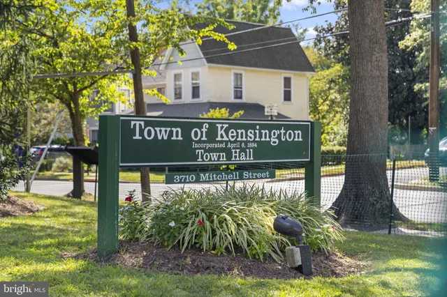 $670,000 | 10802 Stella Court, Kensington, MD 20895