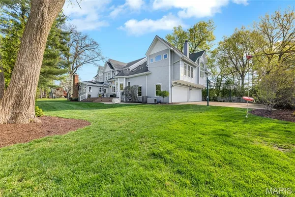 $2,750,000 | 226 East Jefferson Avenue, Kirkwood, MO 63122