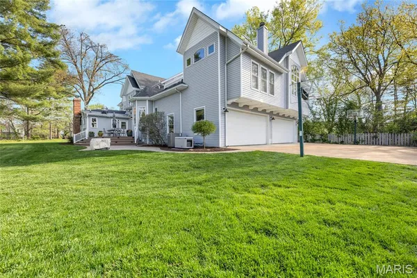 $2,750,000 | 226 East Jefferson Avenue, Kirkwood, MO 63122