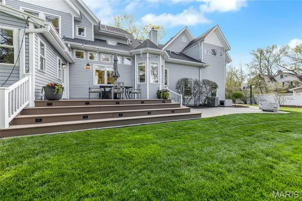 $2,750,000 | 226 East Jefferson Avenue, Kirkwood, MO 63122