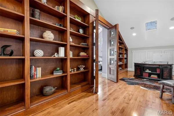 $2,750,000 | 226 East Jefferson Avenue, Kirkwood, MO 63122