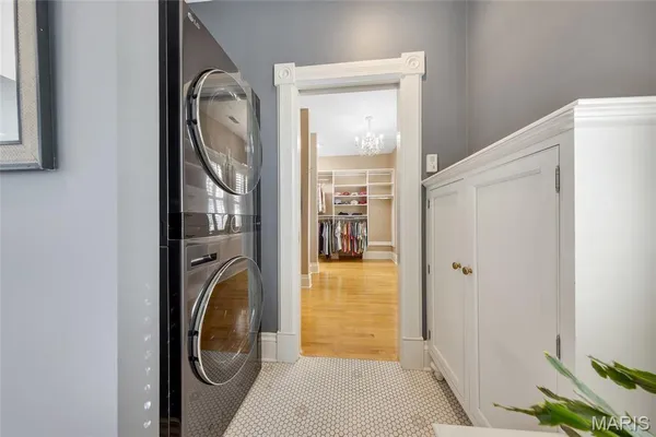 $2,750,000 | 226 East Jefferson Avenue, Kirkwood, MO 63122