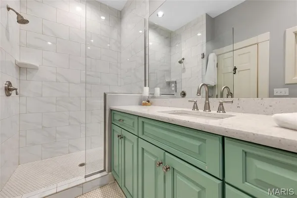 $2,750,000 | 226 East Jefferson Avenue, Kirkwood, MO 63122