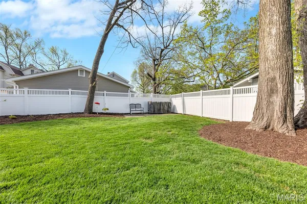 $2,750,000 | 226 East Jefferson Avenue, Kirkwood, MO 63122
