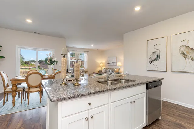 $290,450 | 610 Strawberry Fld Way, Galivants Ferry, SC 29544