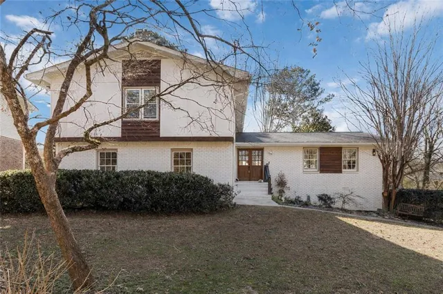 $730,000 | 2001 Village North Road, Atlanta, GA 30338