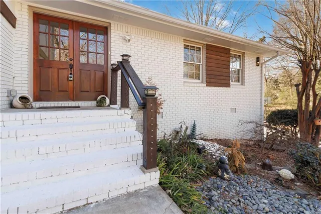 $730,000 | 2001 Village North Road, Atlanta, GA 30338