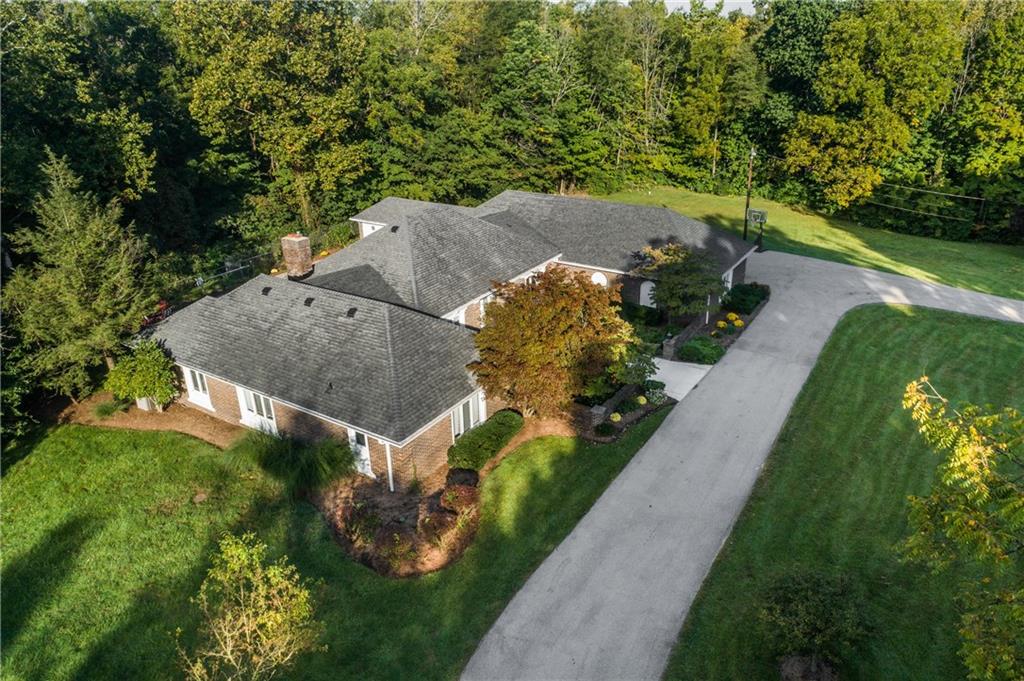 8220 Conarroe Road Indianapolis, IN 46278 - Photo 3 of 32 Gallery Image 3