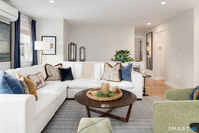 $895,000 | 186 Putnam Park, Unit 186, Greenwich, CT 06830