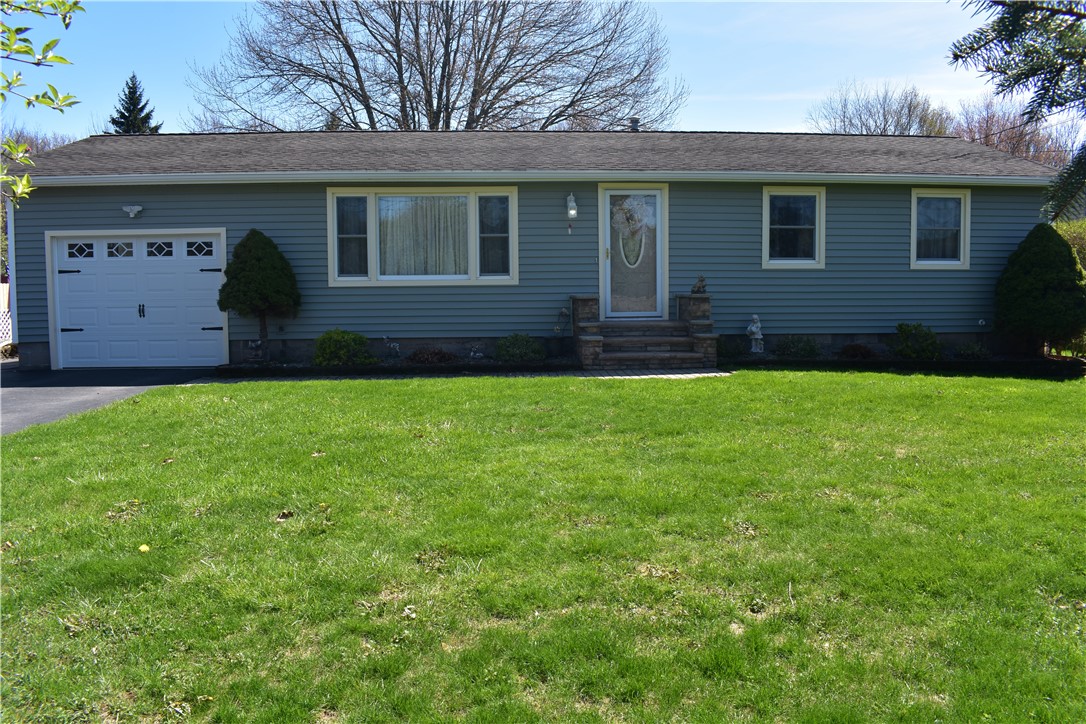 579 Mill Road Greece, NY 14626 - Photo 11 of 44