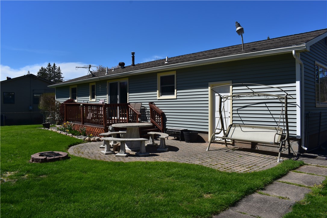 579 Mill Road Greece, NY 14626 - Photo 14 of 44