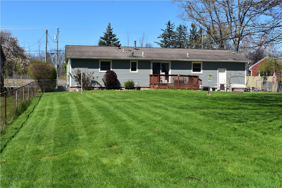 579 Mill Road Greece, NY 14626 - Photo 15 of 44