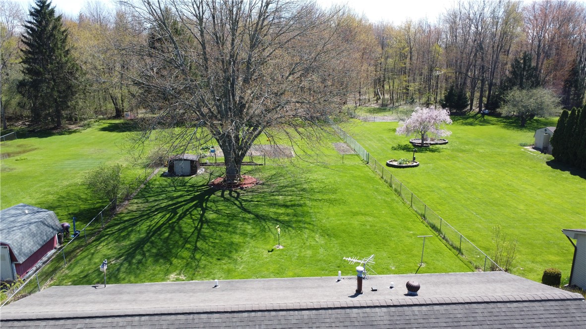 579 Mill Road Greece, NY 14626 - Photo 5 of 44