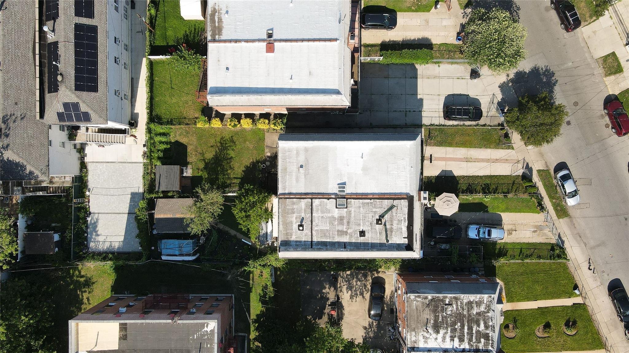 195-11 Woodhull Avenue Queens, NY 11423 - Photo 7 of 13 an aerial view of houses and roads