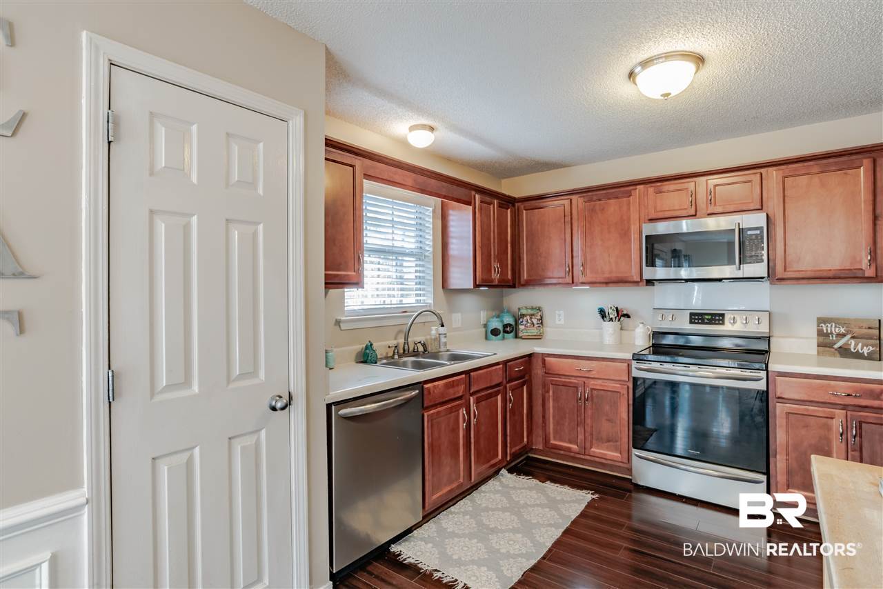 1849 Kendall Court Mobile, AL 36695 - Photo 8 of 24