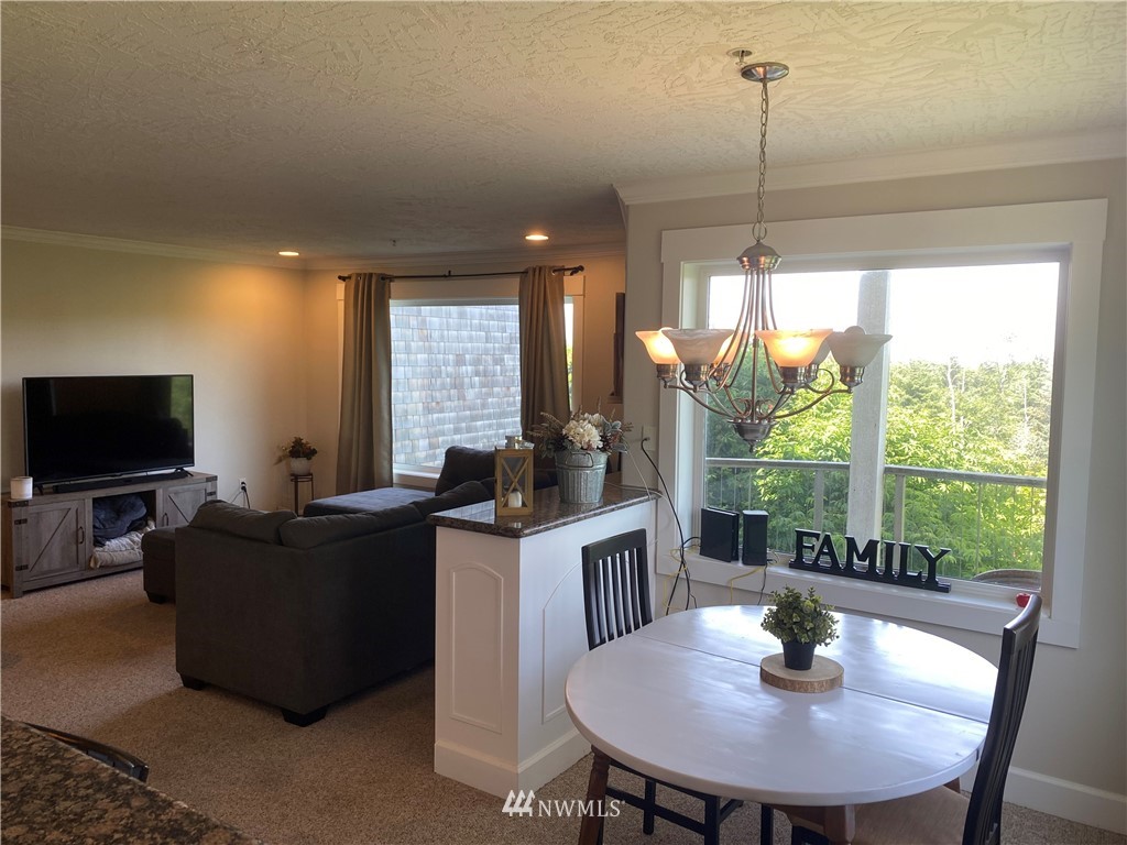 2815 Willows Road, Unit 121 Seaview, WA 98644 - Photo 8 of 27 Gallery Image 8