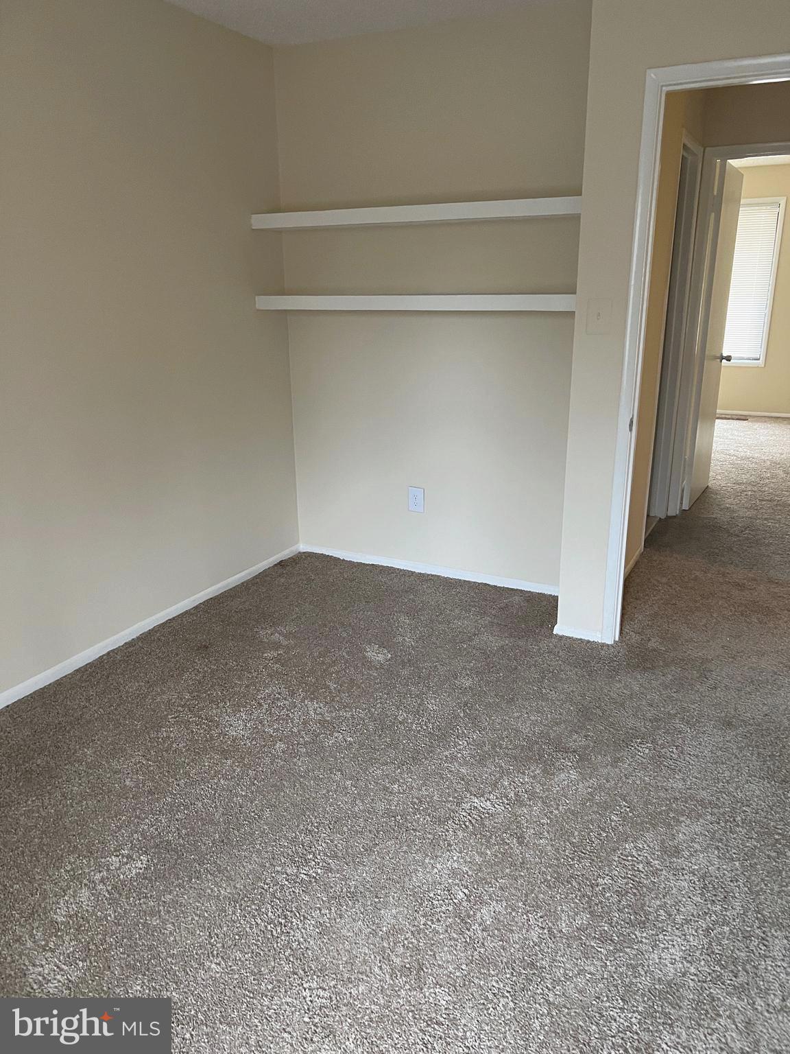 2250 Southgate Square Reston, VA 20191 - Photo 16 of 17