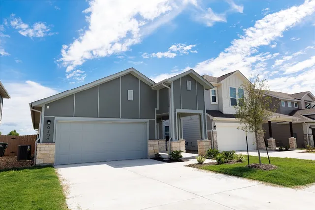 $1,900 | 6206 Marsh Lane, Buda, TX 78610
