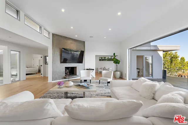 $29,950 | 10134 Angelo View Drive, Beverly Hills, CA 90210