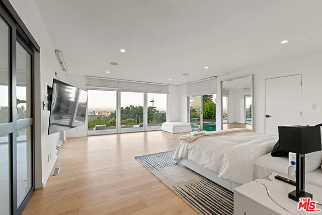 $29,950 | 10134 Angelo View Drive, Beverly Hills, CA 90210