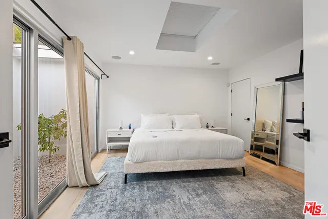 $29,950 | 10134 Angelo View Drive, Beverly Hills, CA 90210